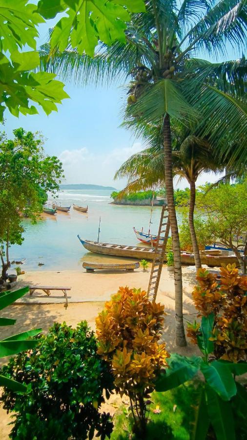 Scorpion Hill Lodge Busua Eksteriør billede