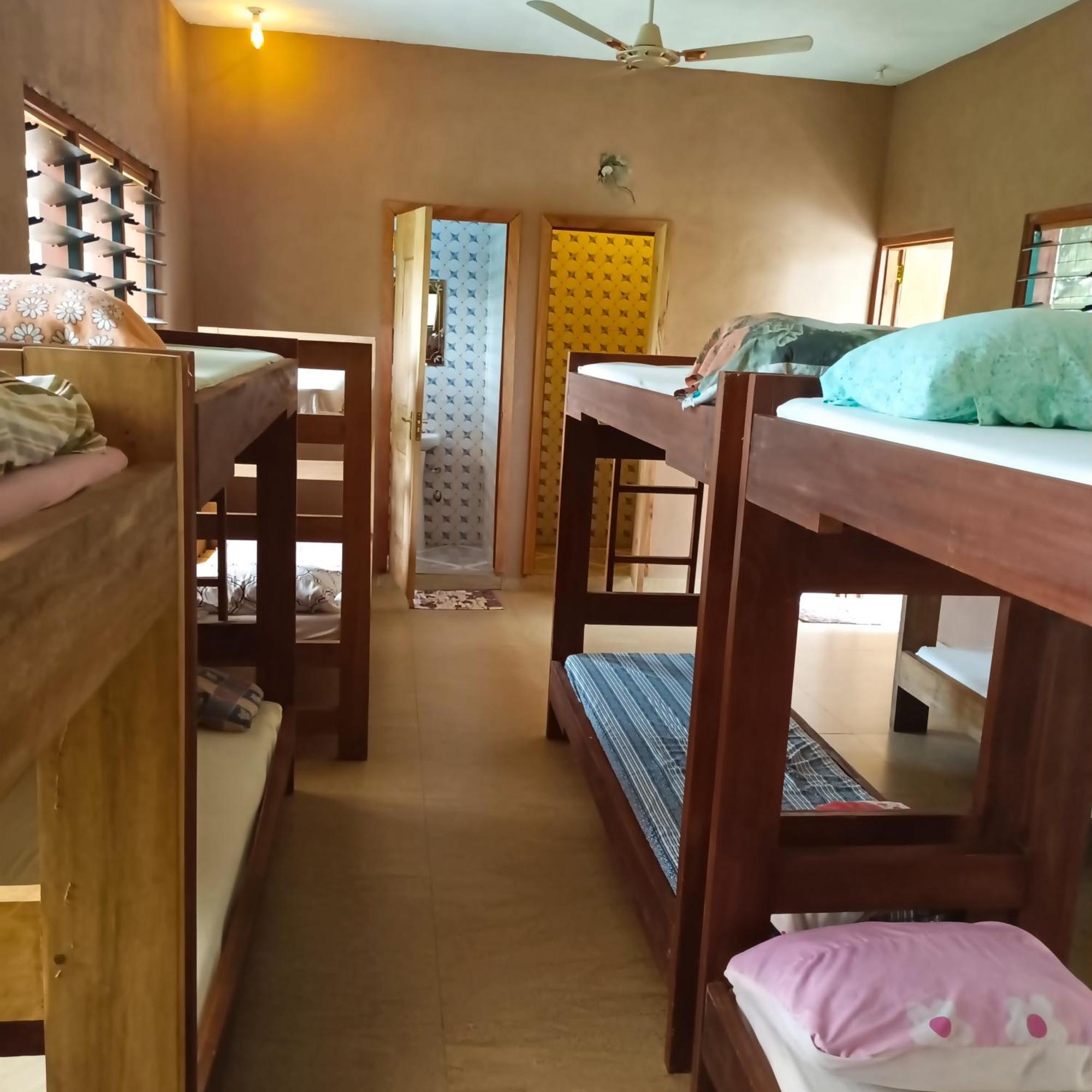 Scorpion Hill Lodge Busua Værelse billede