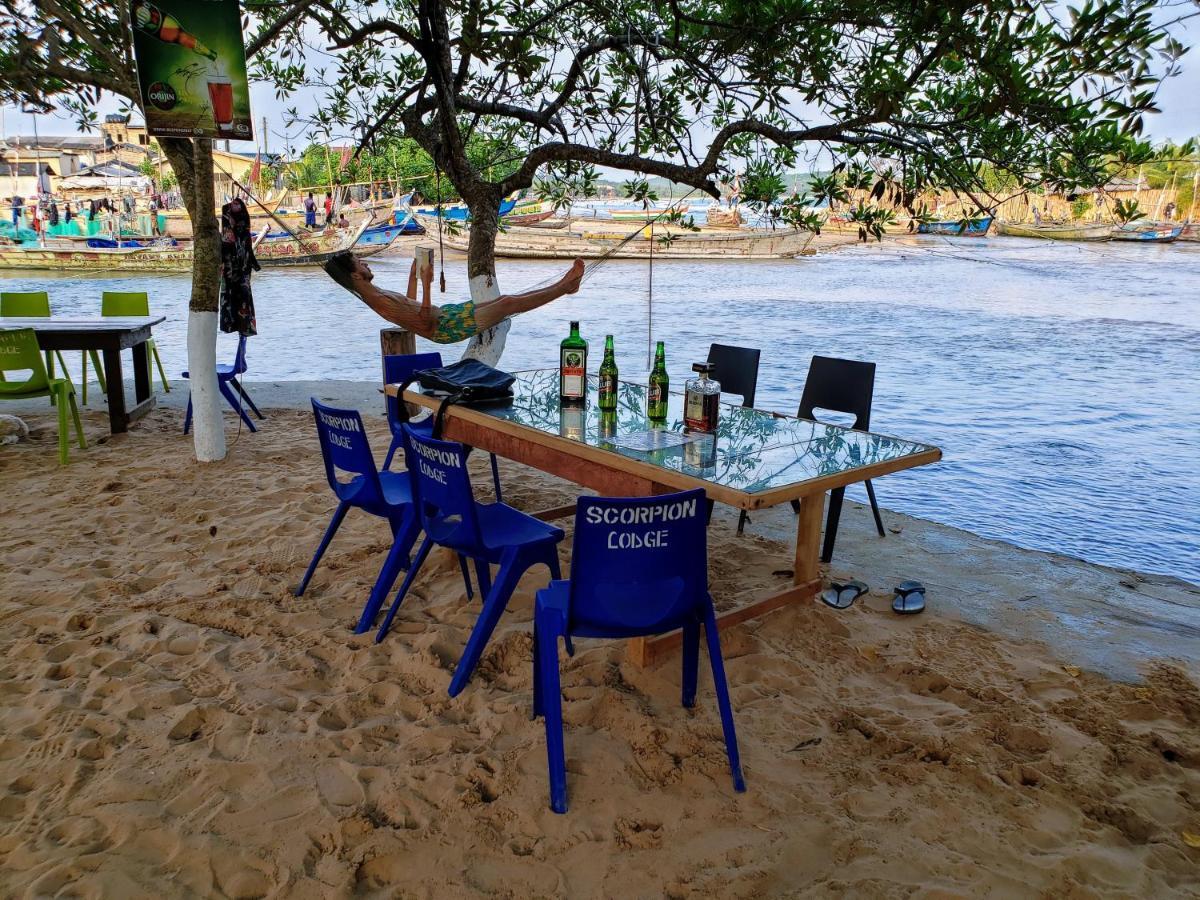 Scorpion Hill Lodge Busua Eksteriør billede